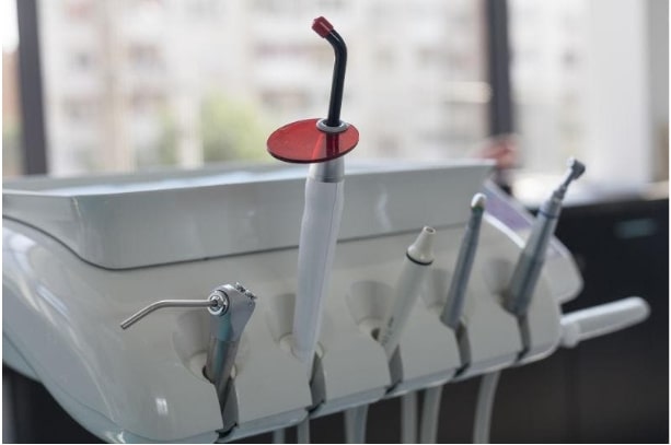 Dentist | Dental equipment.